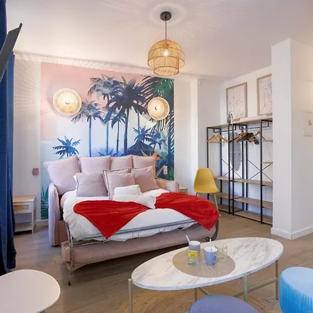 Majopi 8 - Central, Ac, Close To Palais & Beaches Apartmán *